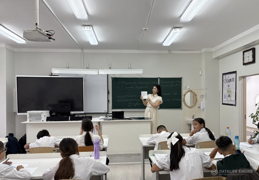 №174 мектеп-гимназиясында 5-8,10 сыныптардың білім алушыларына қазақ тілі пәні бойынша аралық аттестаттау емтиханы өтті.